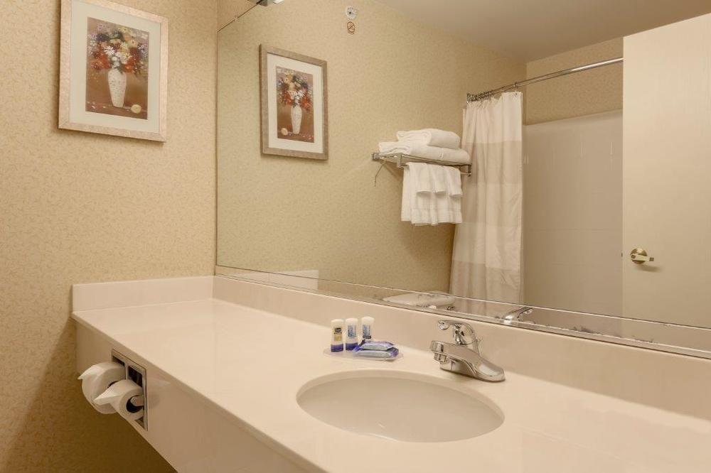 Fairfield Inn & Suites Wheeling - St. Clairsville, Oh Екстер'єр фото
